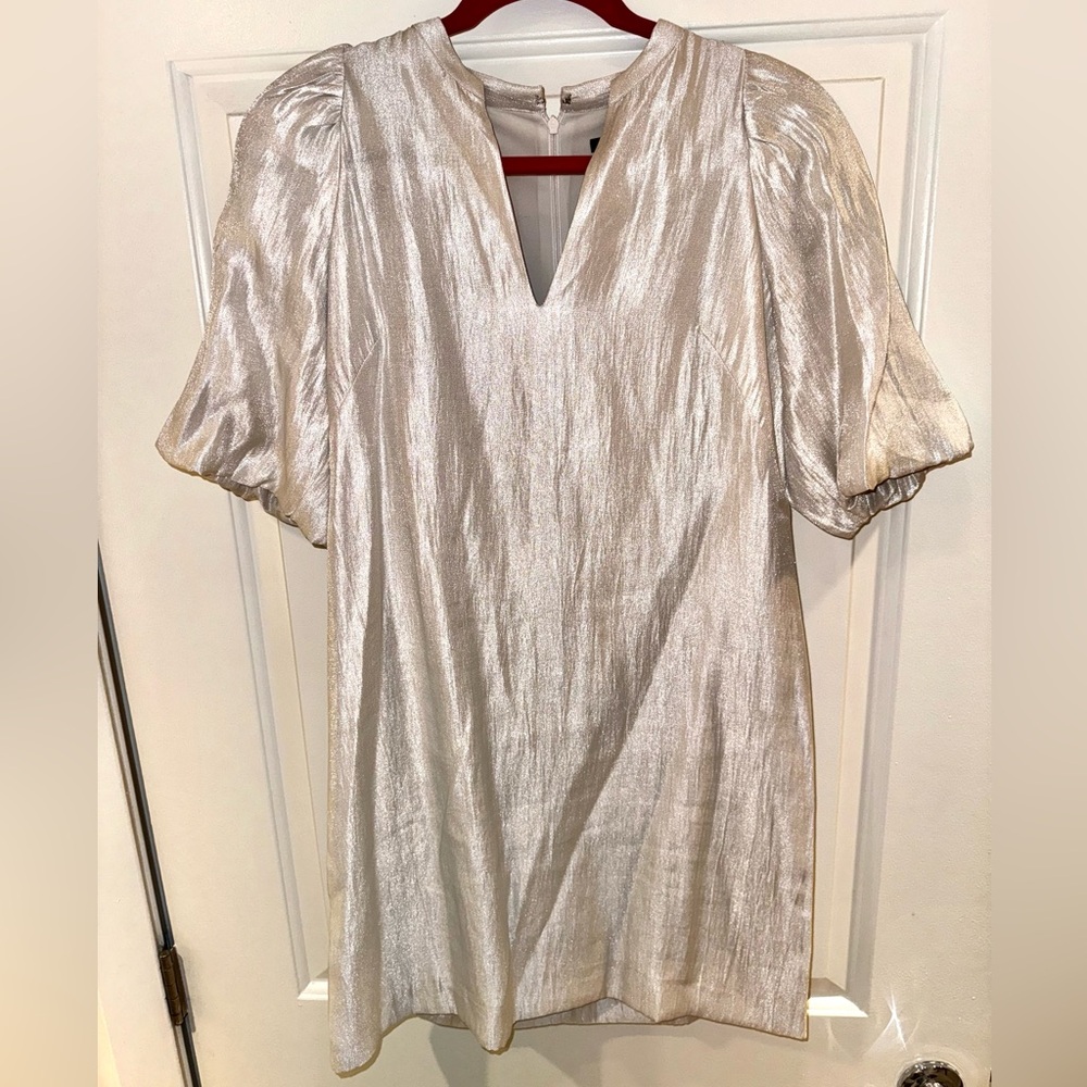 ANNE KLEIN White Puff Sleeve V Neck Dress